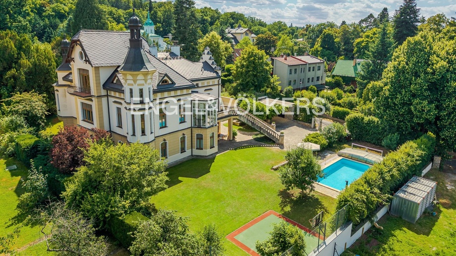 Prodej vila, 581 m² - Dobřichovice