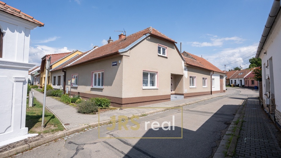 Prodej rodinného domu 184 m², Telnice