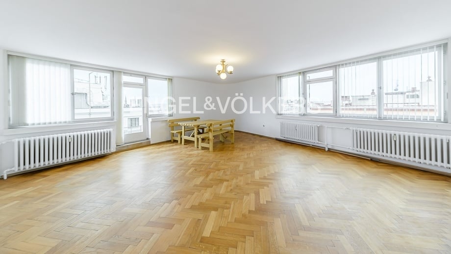 Pronájem byty 1+1, 80 m² - Praha - Holešovice