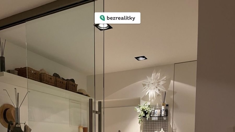 Prodej bytu s 6 a více pokoji 125 m², Praha - Košíře