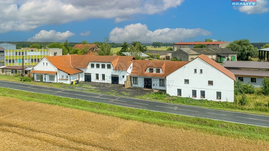 Prodej rodinné domy, 780 m² - Krakovany