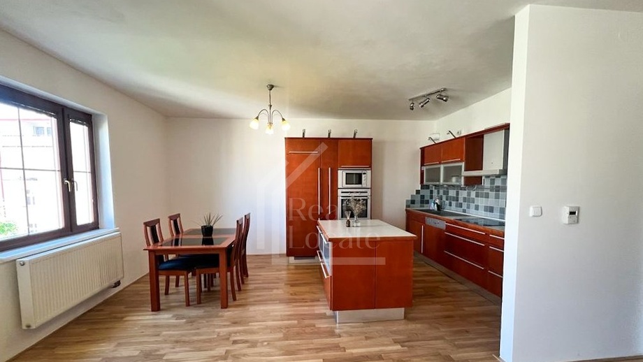 Pronájem bytu 3+kk 120 m², Praha - Žižkov