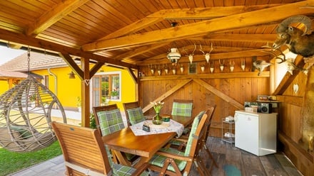 Prodej výrobního prostoru 165 m², Ponědrážka