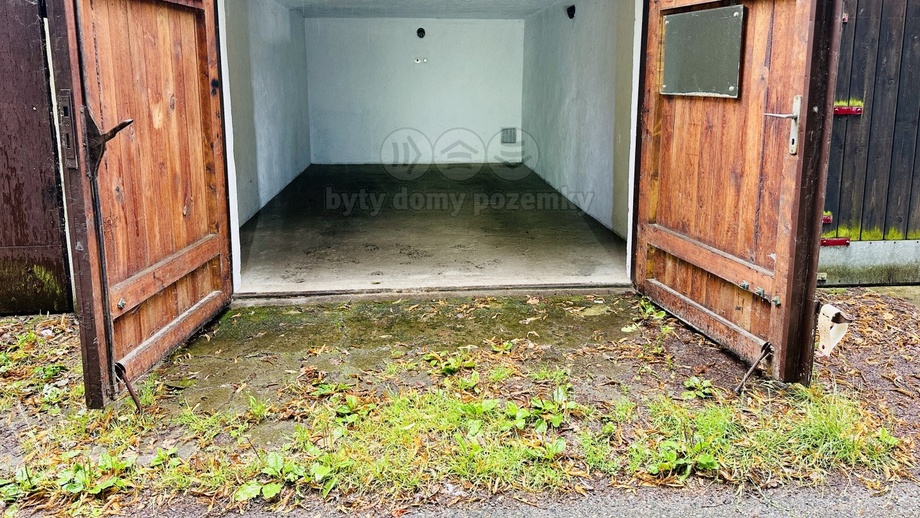 Pronájem garáže 16 m², Poděbrady