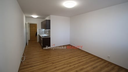 Pronájem bytu 1+kk 30 m², Znojmo - Přímětice