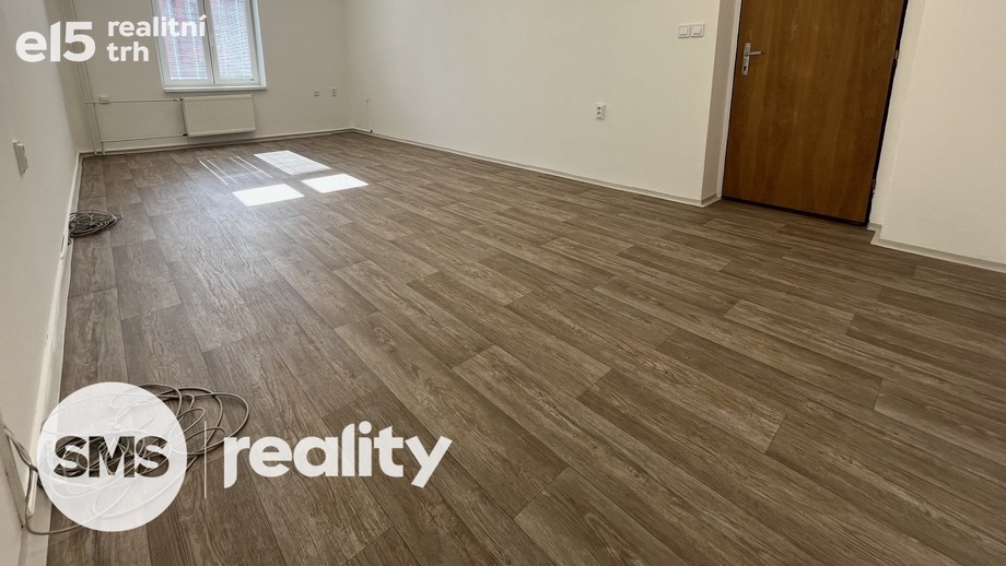 Pronájem kanceláře 26 m², Opava (nečleněná část města)