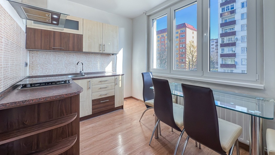 Pronájem bytu 3+1 67 m², Chomutov