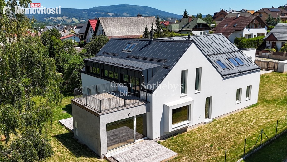 Prodej rodinného domu 401 m², Vrchlabí