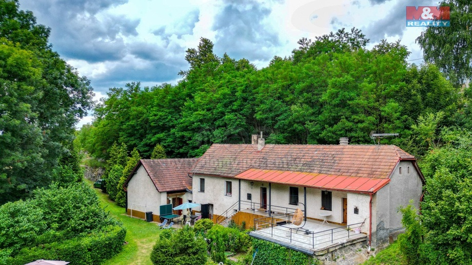 Prodej rodinného domu 114 m², Týnec nad Sázavou - Pecerady