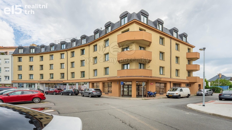 Prodej bytu 1+kk 21 m², Praha-Suchdol