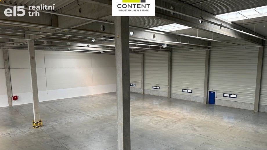 Pronájem výrobního prostoru 2 145 m², Praha