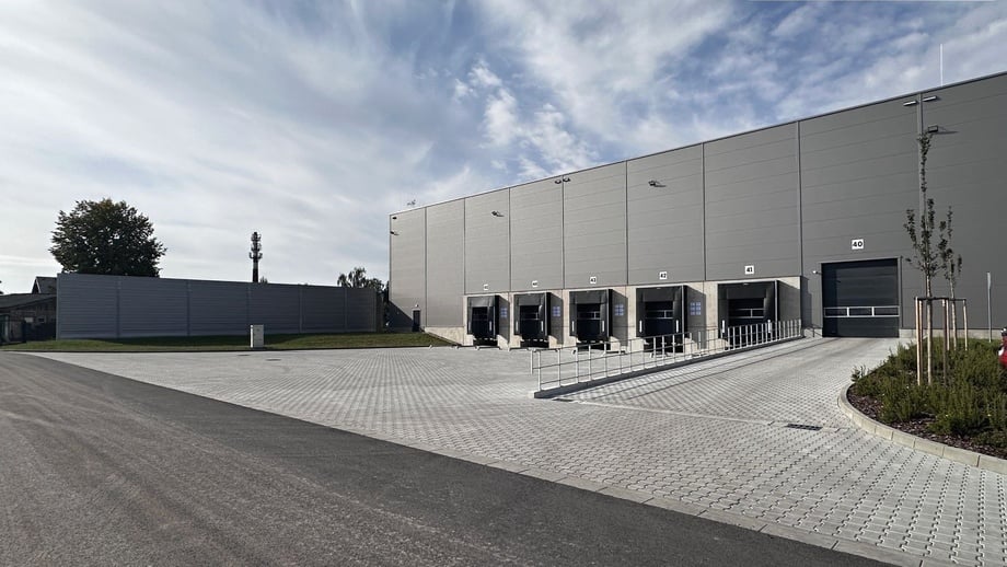 Pronájem skladu 7 973 m², Pardubice