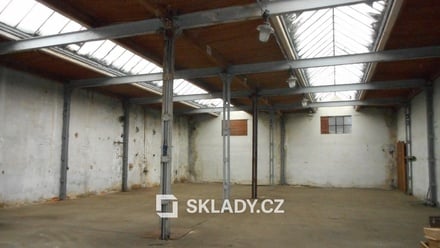 Prodej komerčního pozemku 25 000 m², Cvikov