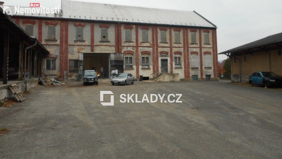 Prodej komerčního pozemku 25 000 m², Cvikov