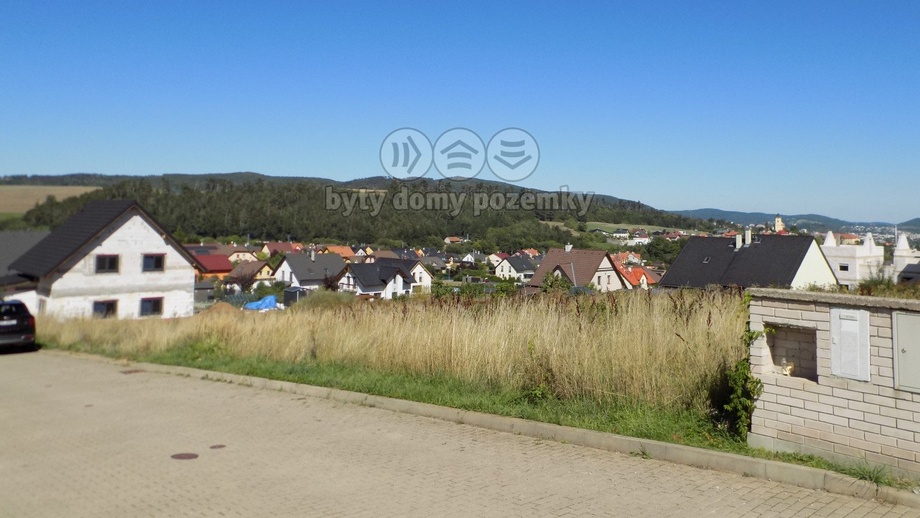 Prodej stavebního pozemku 1 000 m², Trubín