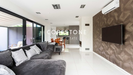 Prodej rodinného domu 392 m², Praha - Kbely