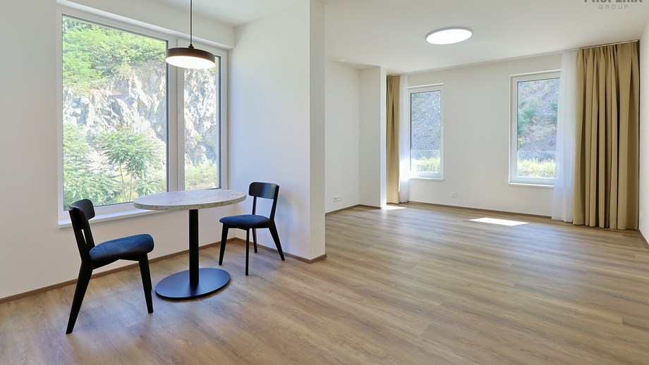 Pronájem bytu 2+kk 68 m², Brno - Komín