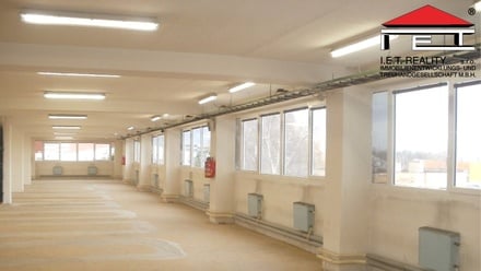 Pronájem skladu 647 m², Praha - Horní Počernice