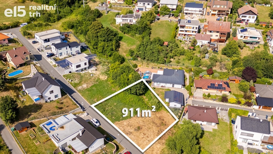 Prodej stavebního pozemku 911 m², Březnice