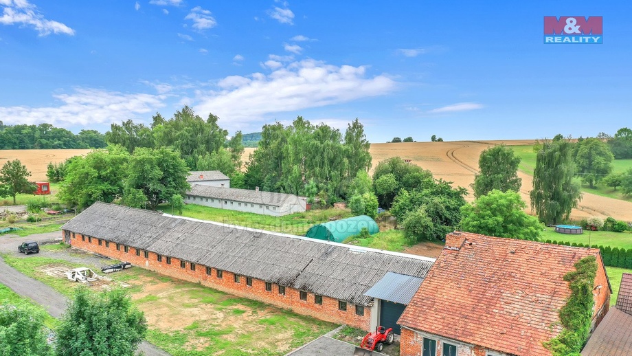 Pronájem skladu 780 m², Dílce