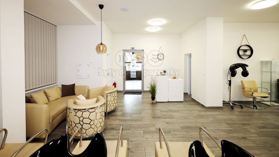 Pronájem specifické nemovitosti 10 m², Karlovy Vary - Rybáře