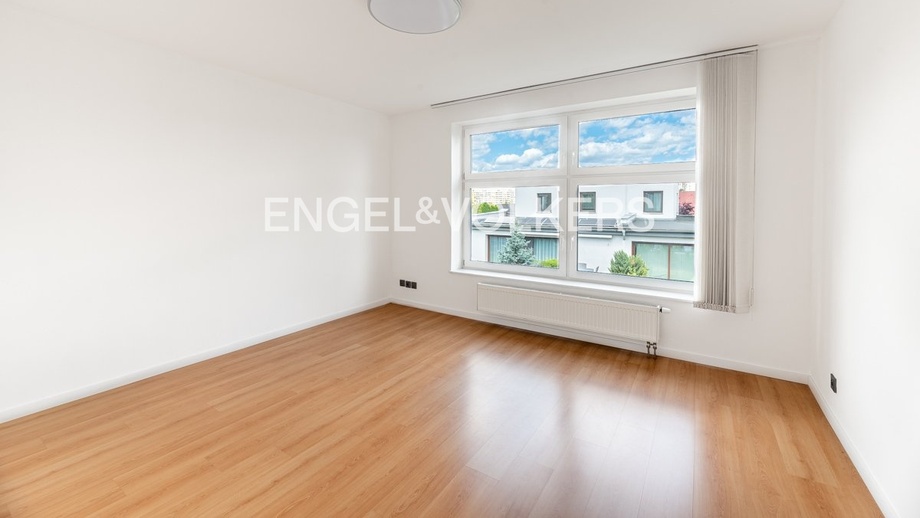 Pronájem rodinného domu 262 m², Praha - Stodůlky