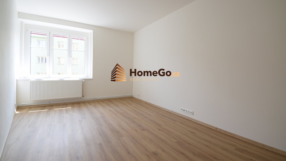Pronájem bytu 1+kk 26 m², Praha - Nusle