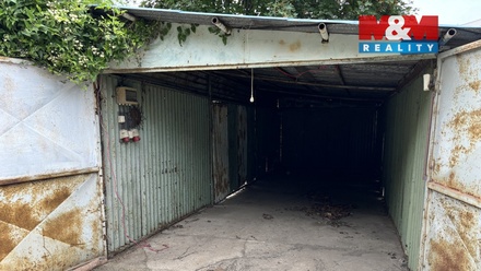 Pronájem skladu 18 m², Slaný