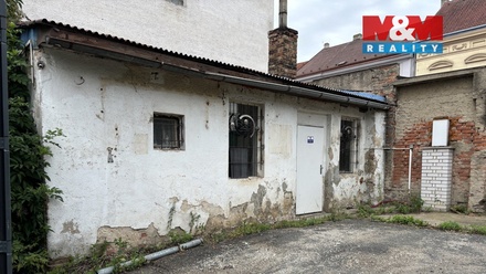 Pronájem skladu 18 m², Slaný