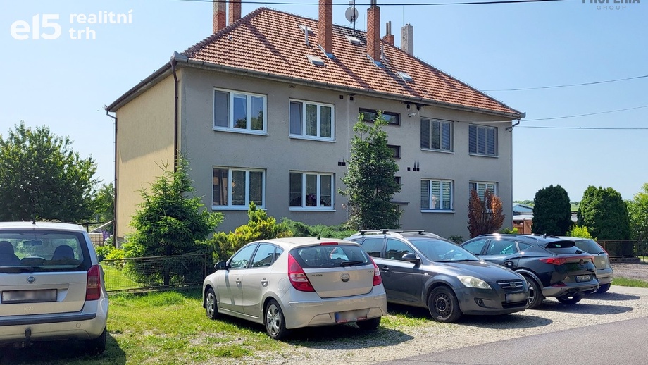 Prodej bytu 2+1 65 m², Branišovice