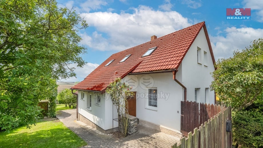 Prodej rodinného domu 177 m², Žleby - Kamenné Mosty