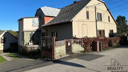 Prodej komerční nemovitosti 180 m², Třinec