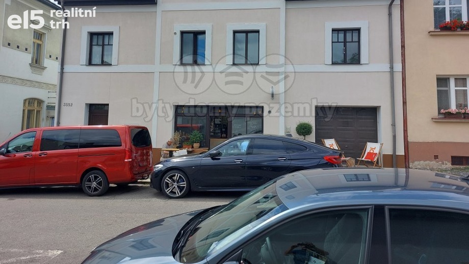 Pronájem kanceláře 38 m², Mělník