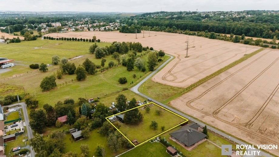 Prodej stavebního pozemku 1 740 m², Žabeň