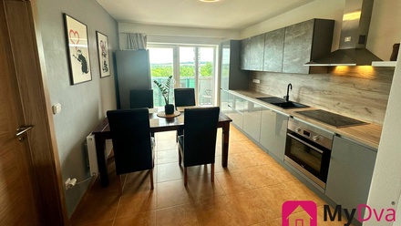 Prodej bytu 3+kk 77 m², Znojmo - Přímětice