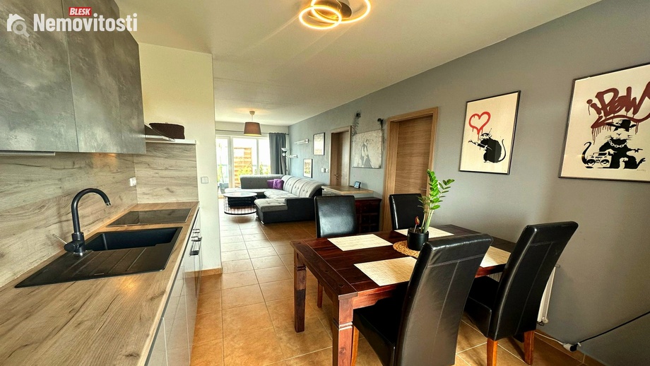 Prodej bytu 3+kk 77 m², Znojmo - Přímětice