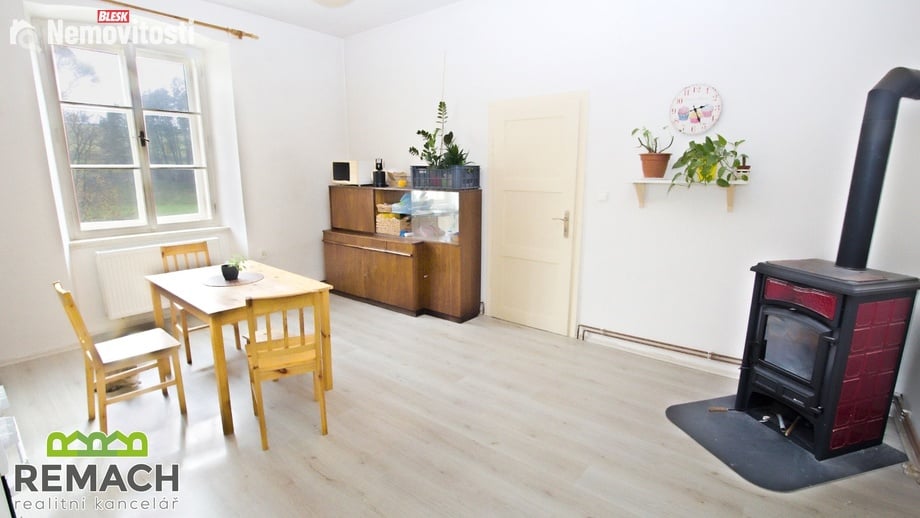 Pronájem bytu 2+kk 70 m², Kuks