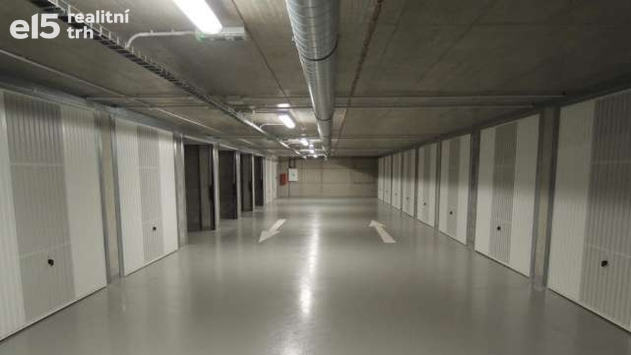 Pronájem garáže 16 m², Brno - část obce Kohoutovice