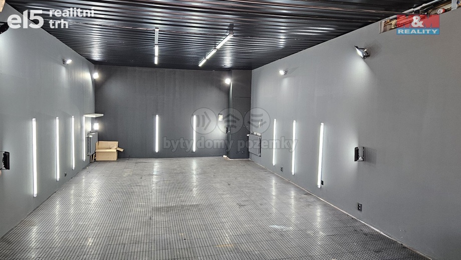 Pronájem obchodního prostoru 75 m², Chrášťany