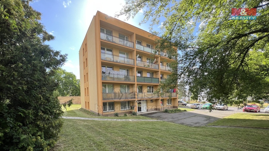 Pronájem bytu 1+kk 35 m², Slaný