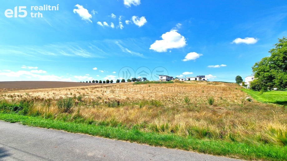Prodej stavebního pozemku 1 498 m², Bolatice