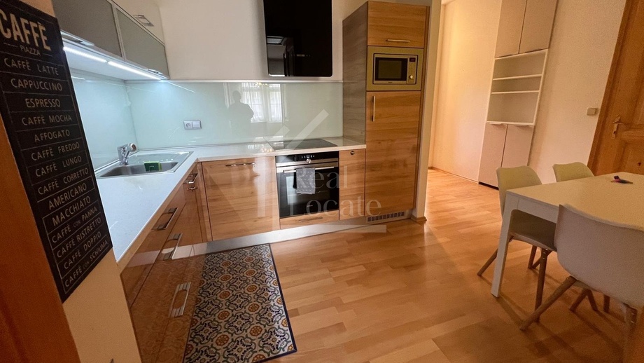 Pronájem bytu 3+kk 60 m², Praha - Žižkov