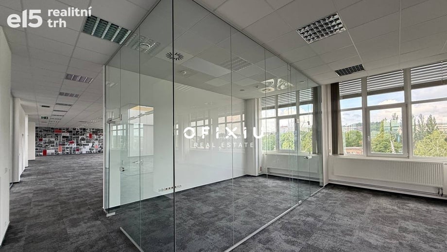 Pronájem kanceláře 420 m², Brno