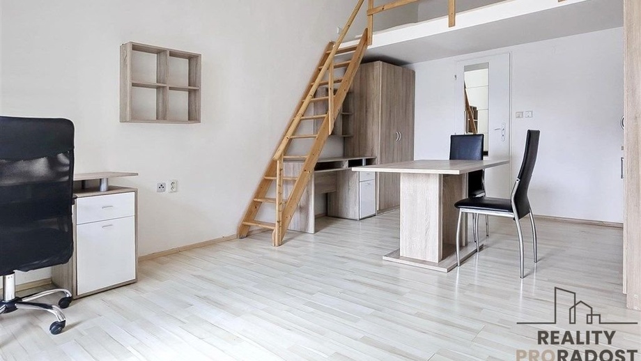 Pronájem bytu 1+kk 24 m², Brno-střed