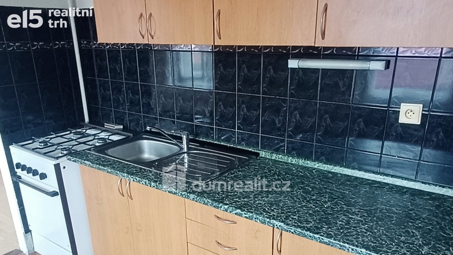 Pronájem bytu 2+1 80 m², Děčín