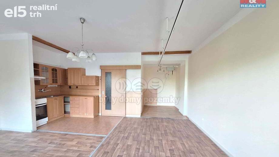 Pronájem bytu 1+kk 42 m², Hrabyně