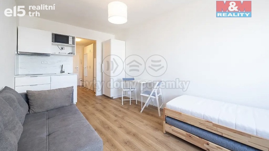 Pronájem bytu 1+kk 22 m², Praha 11