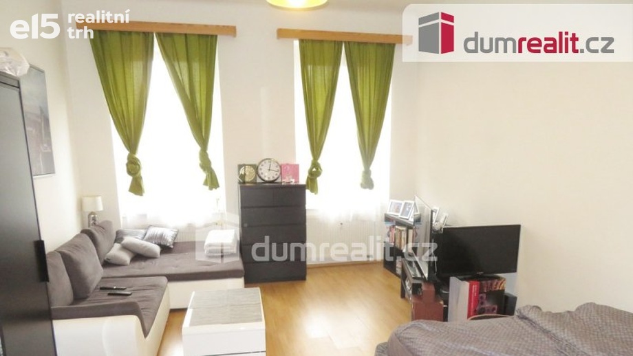 Pronájem bytu 1+1 46 m², Praha 5