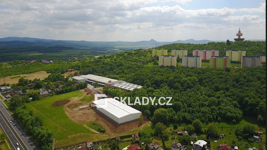 Pronájem skladu 2 000 m², Teplice