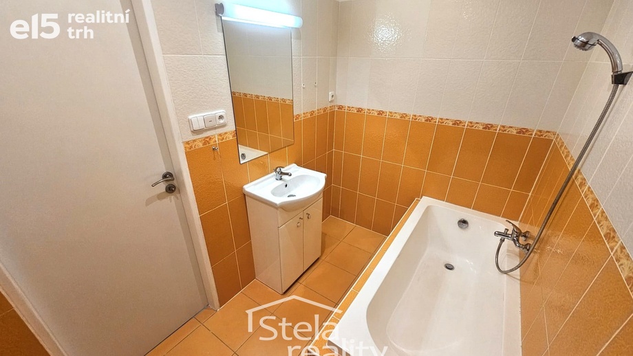 Pronájem bytu 2+1 64 m², Bruntál